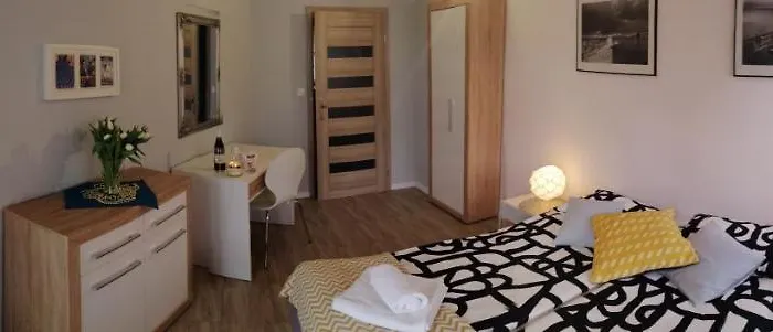 Cicha Przystan - Port *